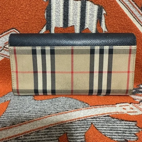 BURBERRY ❤️🌟HOUSE CHECK ENVELOPE WALLET ⭐️ - Picture 2 of 10